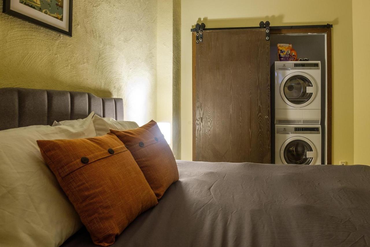 Walkable 1Br Apt Downtown By Frontdesk Appartamento Cleveland Esterno foto