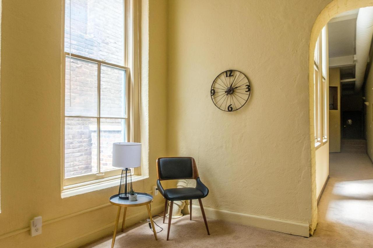 Walkable 1Br Apt Downtown By Frontdesk Appartamento Cleveland Esterno foto
