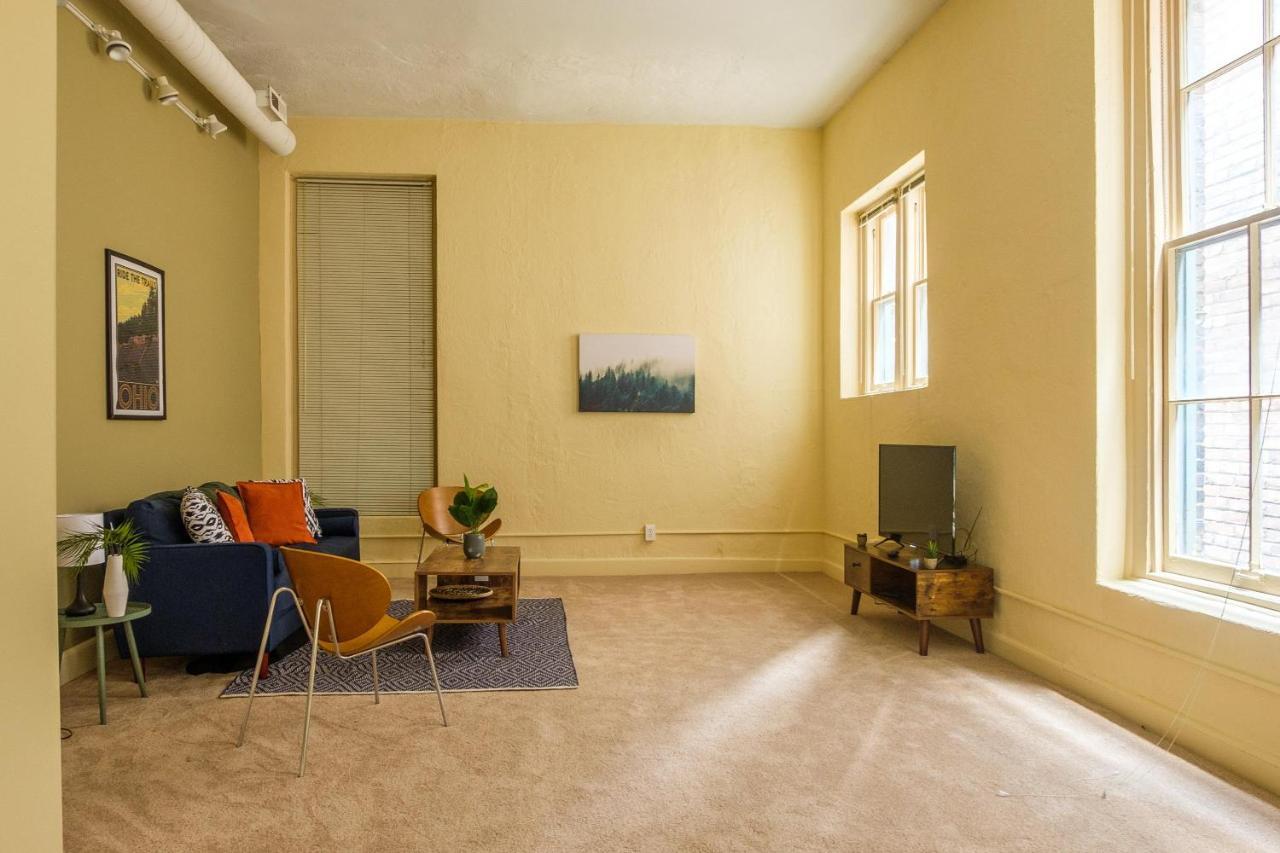 Walkable 1Br Apt Downtown By Frontdesk Appartamento Cleveland Esterno foto